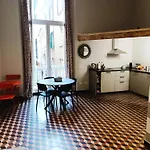 Renovated With Balcony In San Lorenzo - With Elevator Apartmán Janov