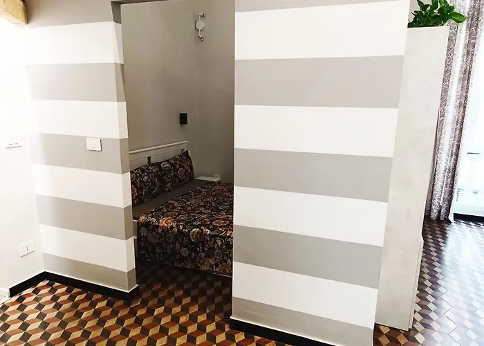 Renovated With Balcony In San Lorenzo - With Elevator شقة جنوة