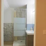Renovated With Balcony In San Lorenzo - With Elevator Lejlighed Genova